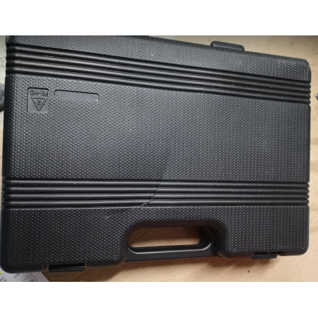 COFFRET DE CLIQUETS 94 OUTILS '' déclassé ''